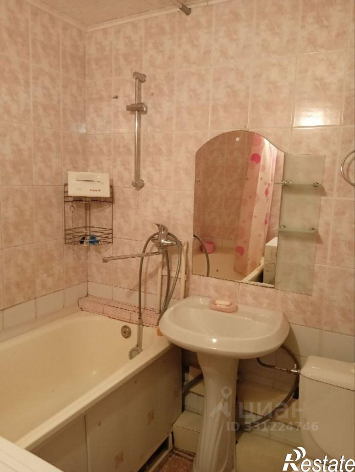 1-комн квартира Луговая улица, 37,  д. 37
