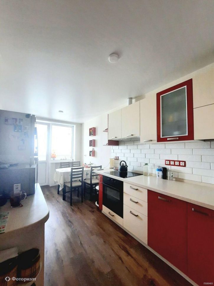 3-комн квартира Лунная ул, 25б