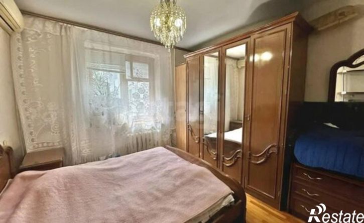 3-комн квартира улица имени Пугачёва Е.И., 12/16,  д. 12/16