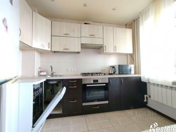 2-комн квартира улица Батавина, 9А,  д. 9А