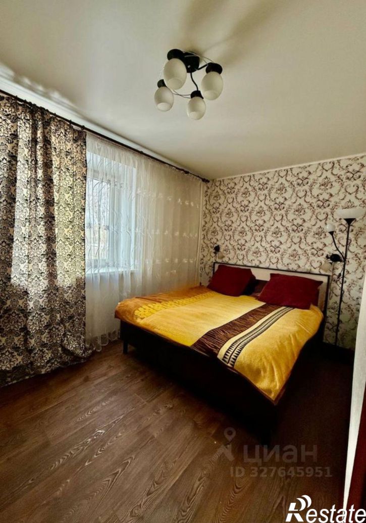 3-комн квартира улица Загороднева, 14,  д. 14