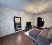 3-комн, 78кв м, этаж 1/10 улица Тархова, 27Б