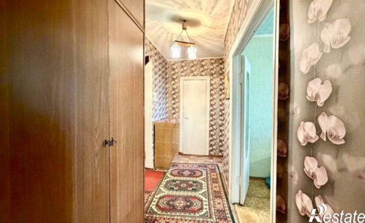 2-комн квартира Луговая улица, 10/20,  д. 10/20
