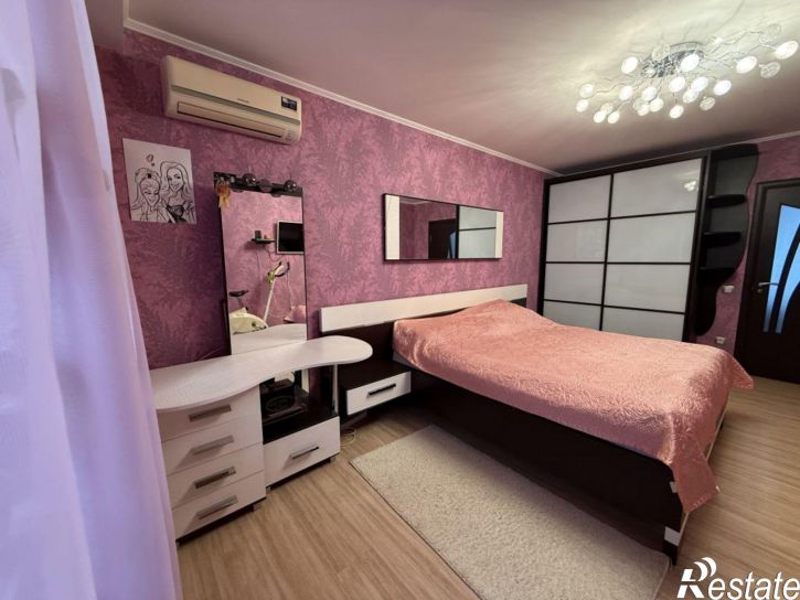 3-комн квартира Тархова ул, 27Б