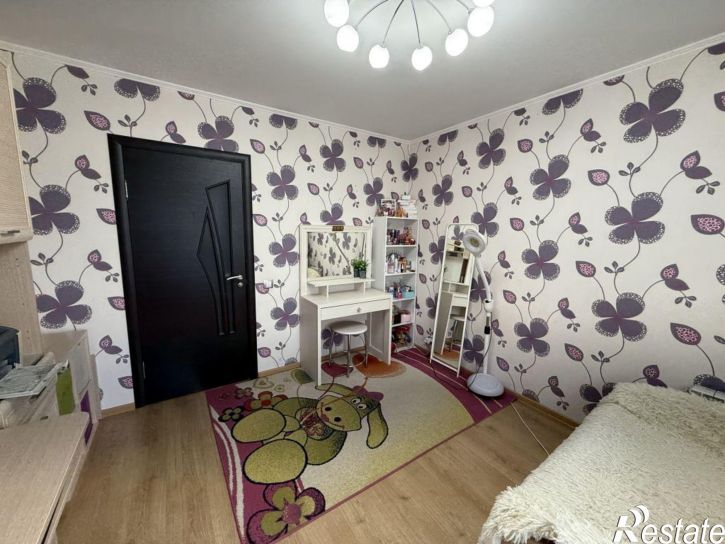 3-комн квартира Тархова ул, 27Б