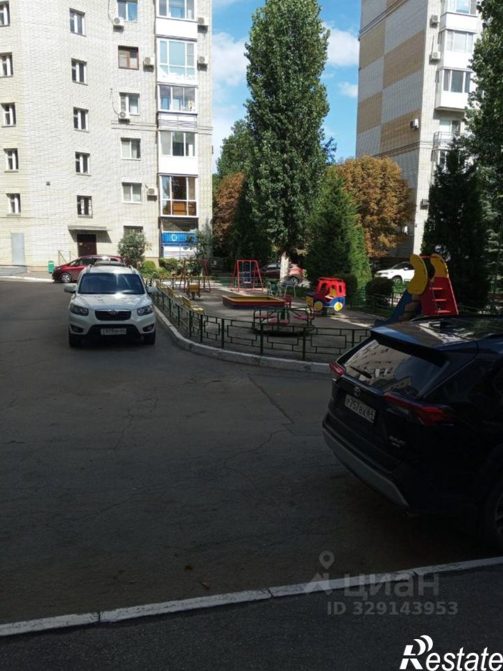 2-комн квартира пр-д Дегтярный 7-й, 1,  д. 1