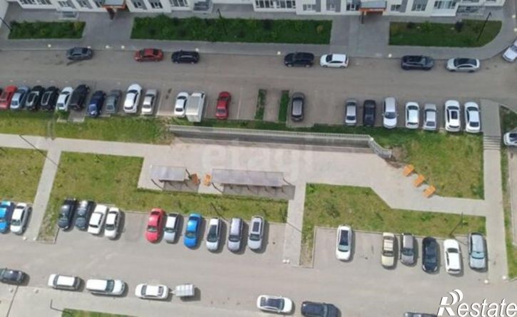 2-комн квартира ул им Лисина С.П., 17,  д. 17