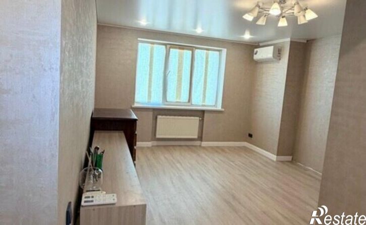 2-комн квартира ул им академика О.К.Антонова, 24,  д. 24