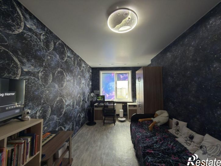 2-комн квартира Академика Антонова ул, 24В