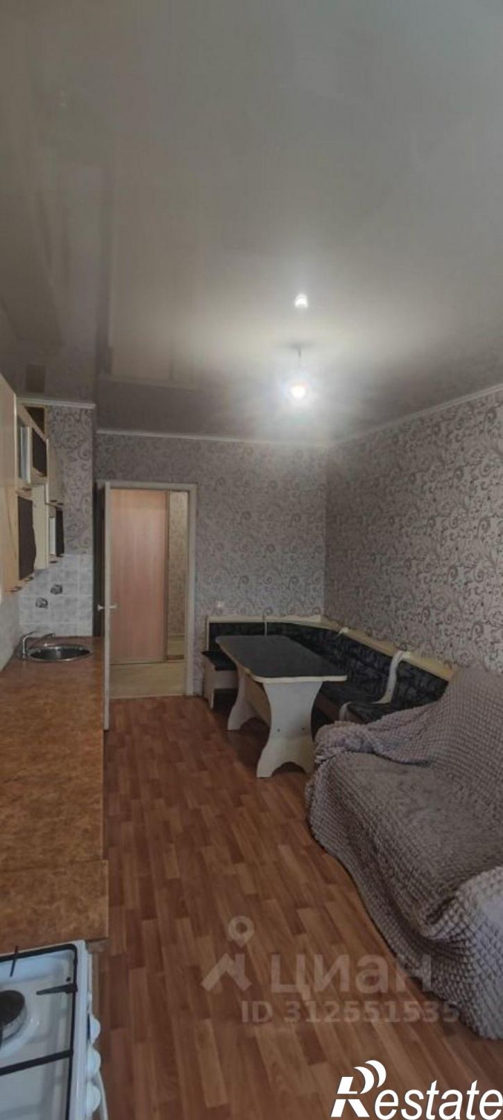 2-комн квартира ул им Зыбина П.М., 6,  д. 6