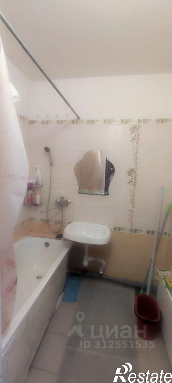2-комн квартира ул им Зыбина П.М., 6,  д. 6