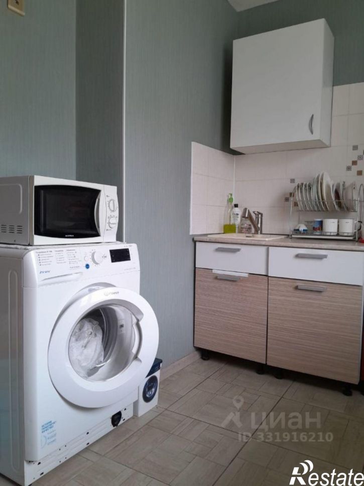 1-комн квартира ул Романтиков, 46Б,  д. 46Б
