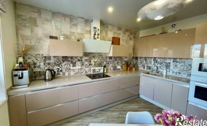 3-комн квартира ул Лунная, 30А,  д. 30А
