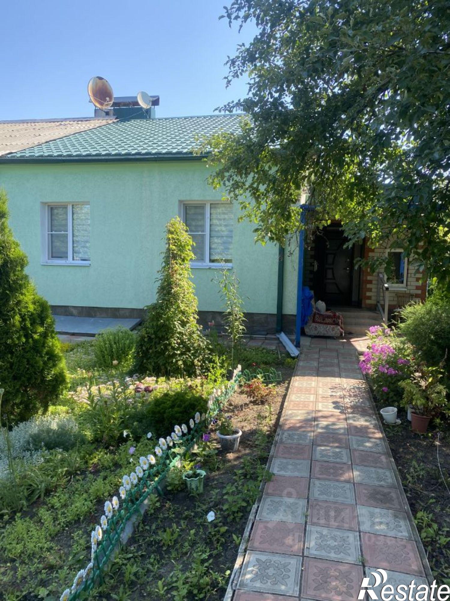 Купить дачу, дом, коттедж за 6 900 000 рублей на ул Средняя, 10