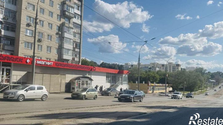 Торговое помещение имени В.М. Азина улица, 19