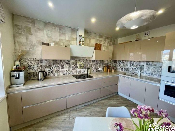 3-комн квартира ул Лунная, 30А,  д. 30А