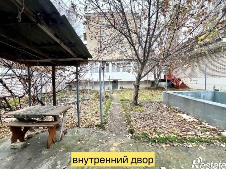 Помещение свободного назначения ул Керамическая, 12/8,  д. 12/8