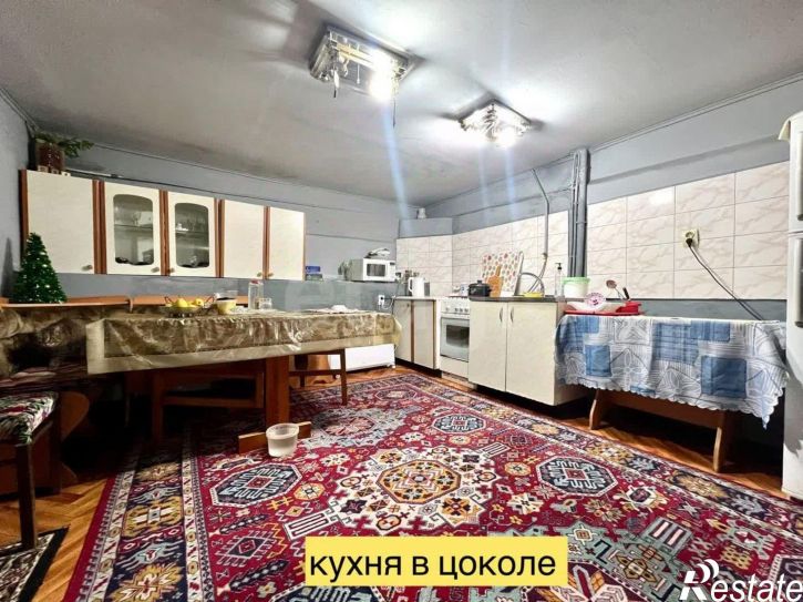 Помещение свободного назначения ул Керамическая, 12/8,  д. 12/8