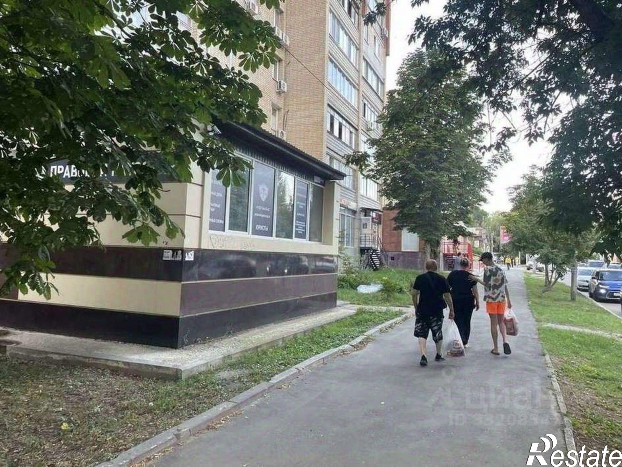 Купить торговое помещение за 17 500 000 рублей на ул им Чапаева В.И., 119/206