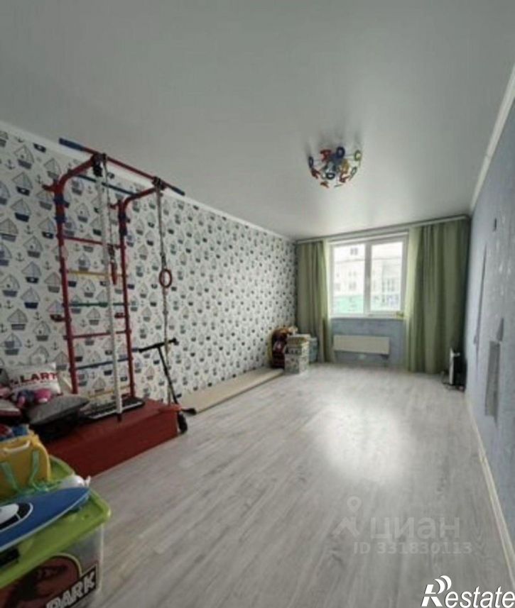 3-комн квартира пр-д 3-й им Муленкова А.П., 4,  д. 4