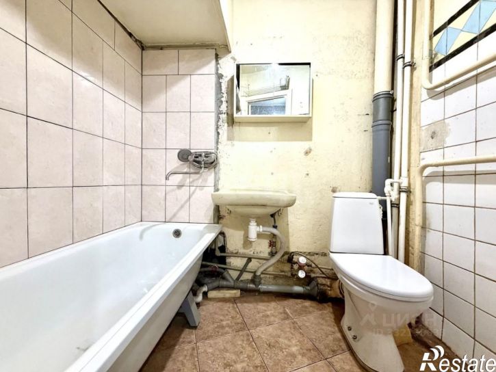 2-комн квартира ул им Тархова С.Ф., 14Б,  д. 14Б