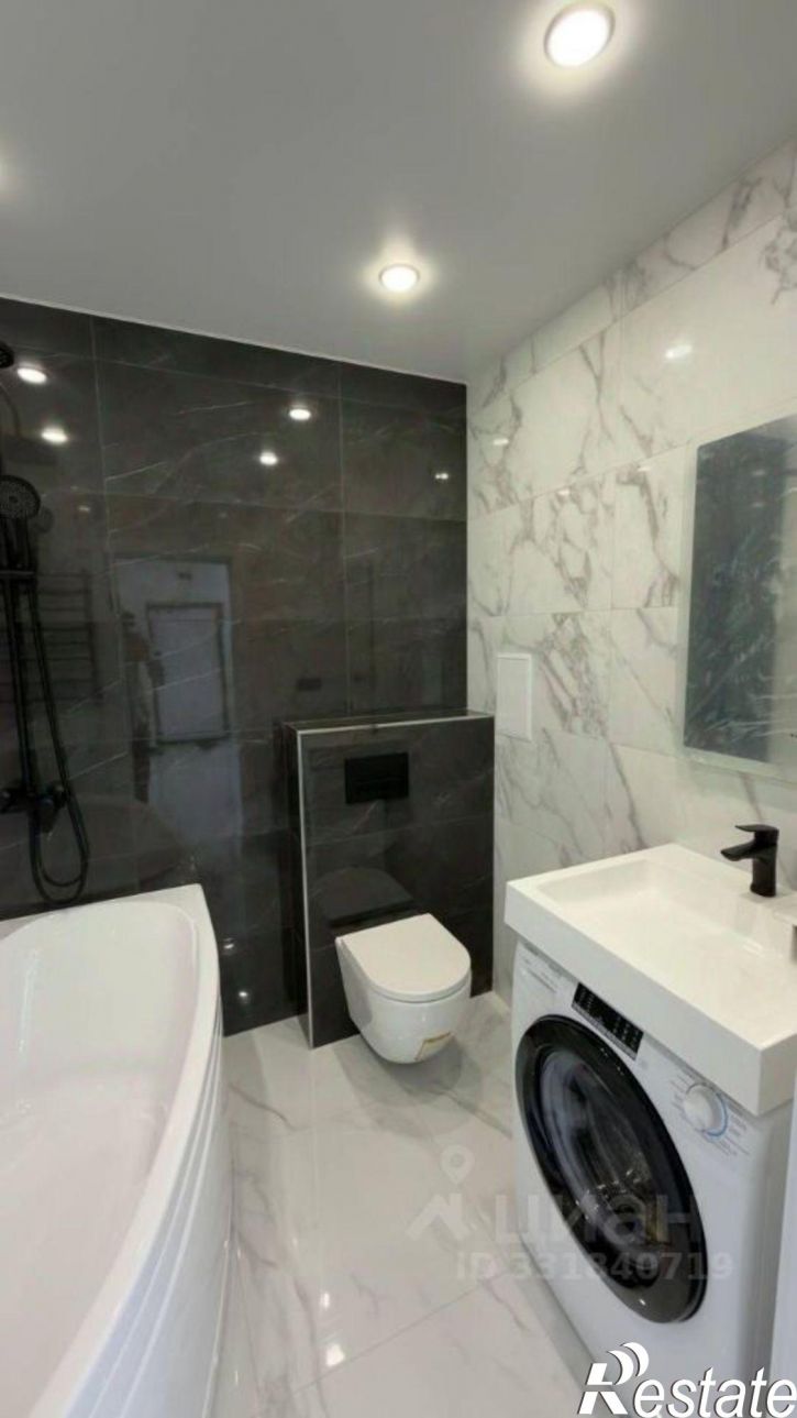 2-комн квартира ул Лунная, 32 1,  д. 32 1,  к. 1