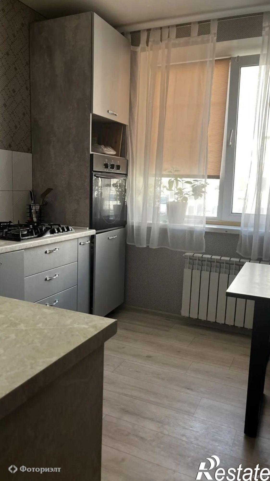 Купить квартиру за 4 449 000 рублей на Тархова ул, 29