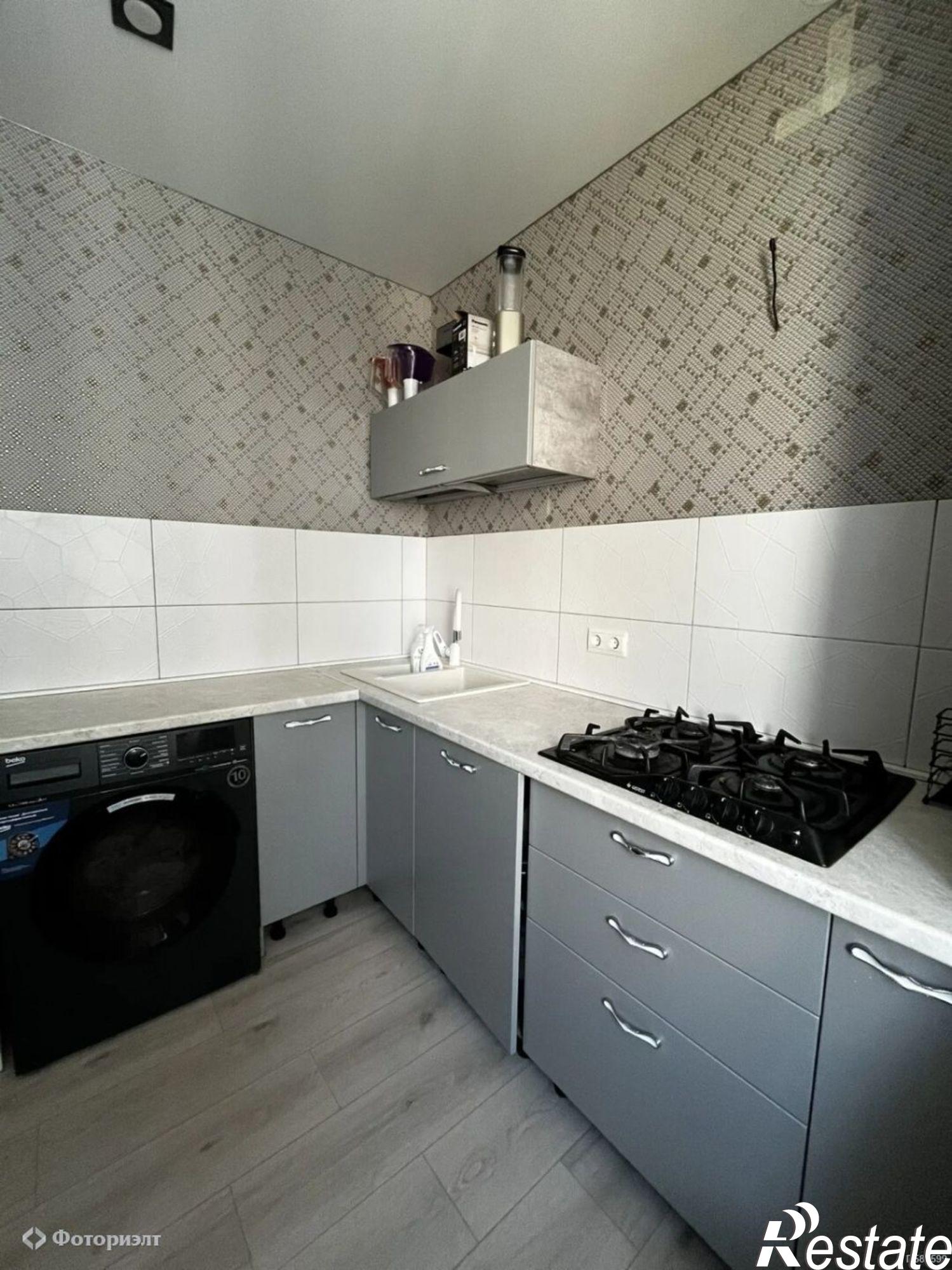 Купить квартиру за 4 449 000 рублей на Тархова ул, 29