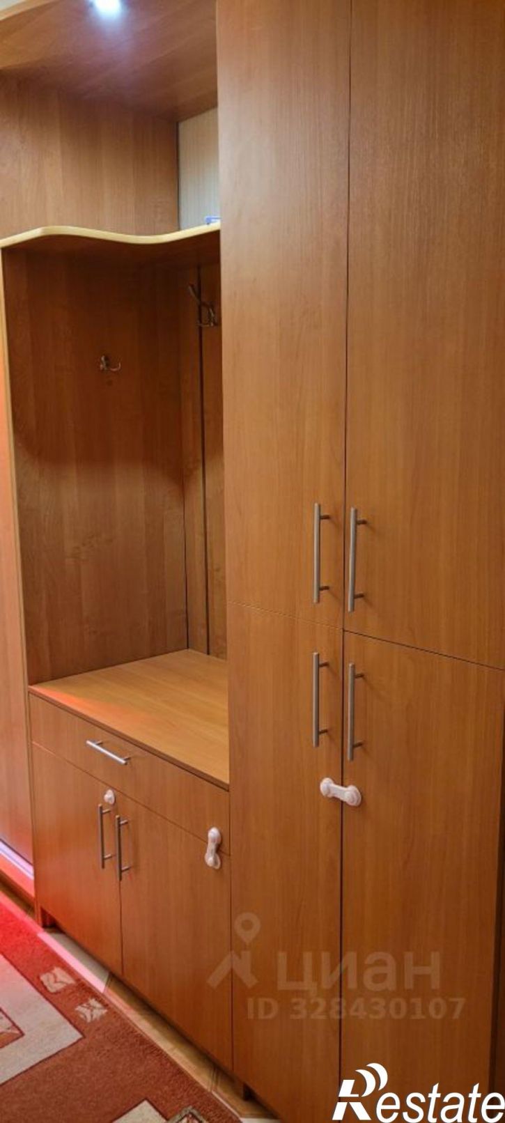 2-комн квартира ул им Миротворцева С.Р., 4/8,  д. 4/8