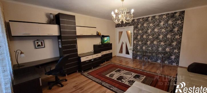 2-комн квартира ул им Миротворцева С.Р., 4/8,  д. 4/8