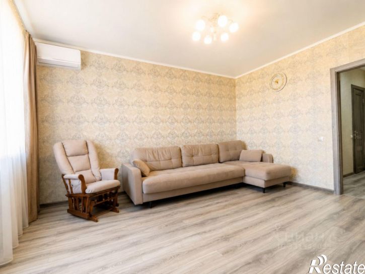 3-комн квартира ул им Кузнецова Н.В., 11,  д. 11