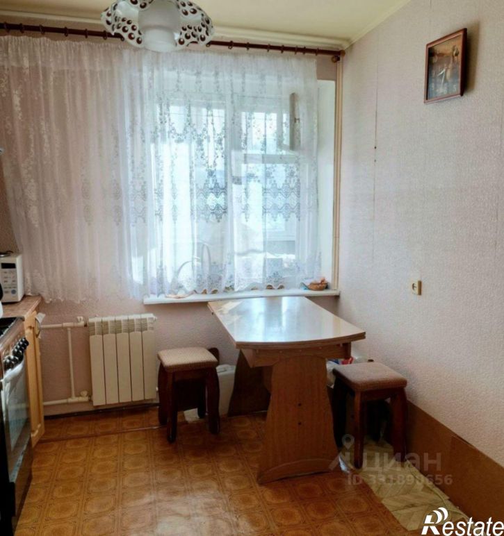 2-комн квартира ул Гвардейская, 9Б,  д. 9Б