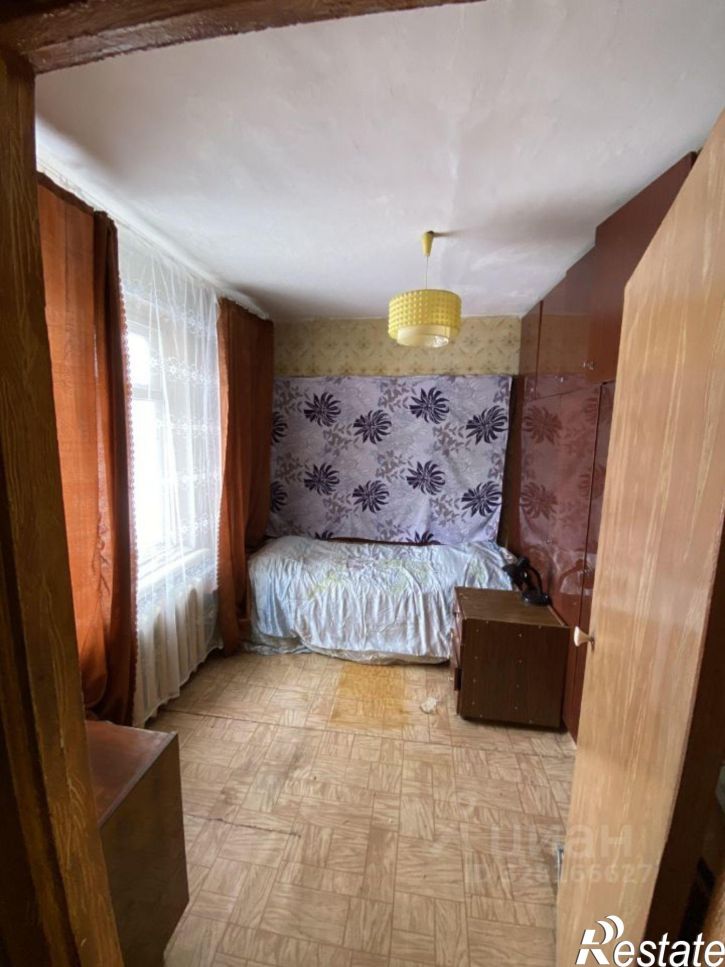 4-комн квартира пр-кт Строителей, 54Б,  д. 54Б