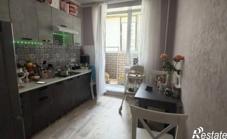 2-комн квартира ул им Кривохижина Александра, 4,  д. 4