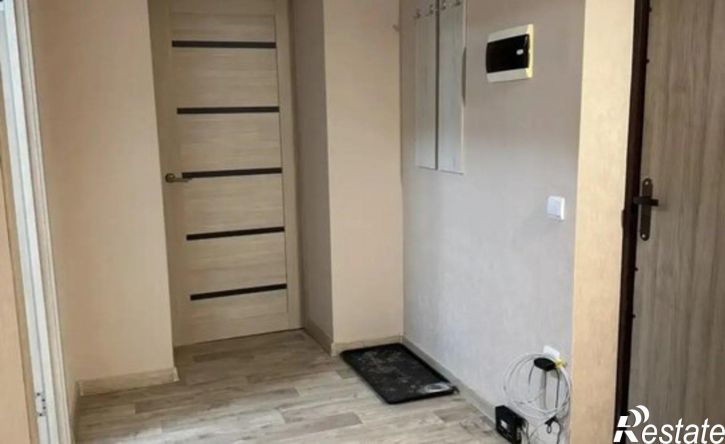 2-комн квартира ул им Кривохижина Александра, 4,  д. 4