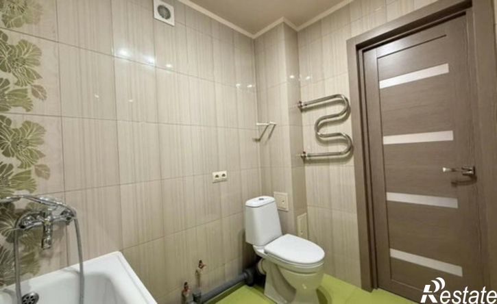 1-комн квартира ул им Лисина С.П., 6,  д. 6