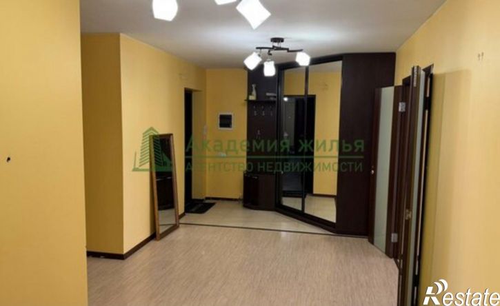 3-комн квартира Саратов, улица имени Е.И. Пугачёва, 72