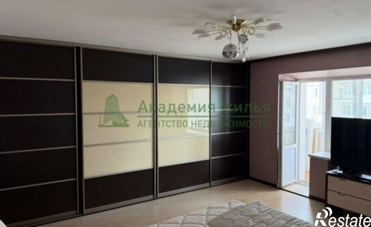 3-комн квартира Саратов, улица имени Е.И. Пугачёва, 72