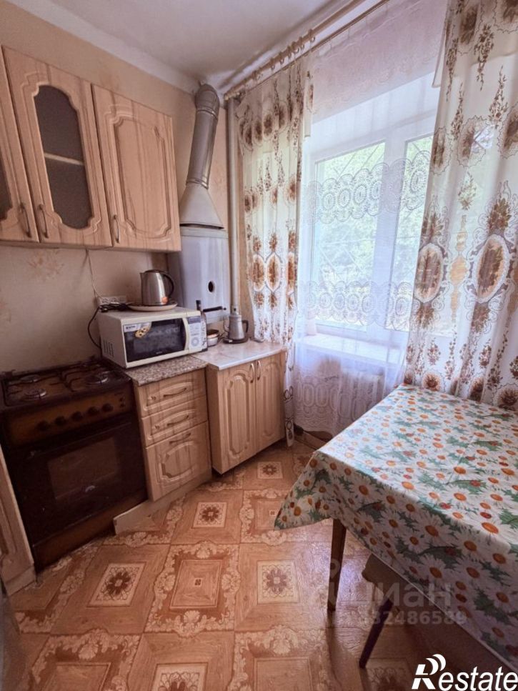 1-комн квартира ул им Азина В.М., 10,  д. 10