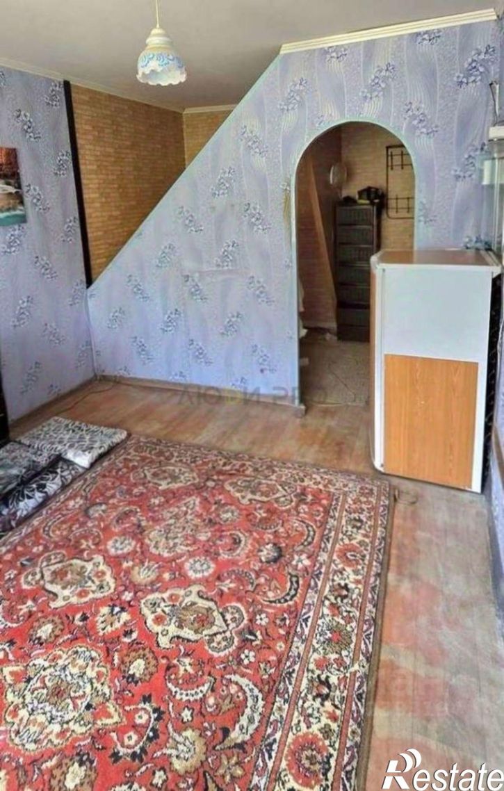 Комната ул им Лебедева-Кумача В.И., 88,  д. 88