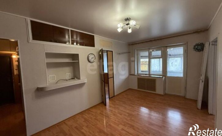 2-комн квартира ул Белоглинская, 15,  д. 15