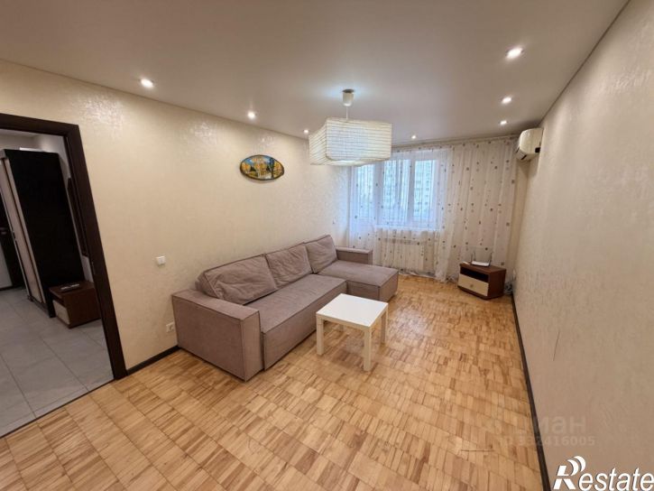 2-комн квартира ул Саловская, 10,  д. 10