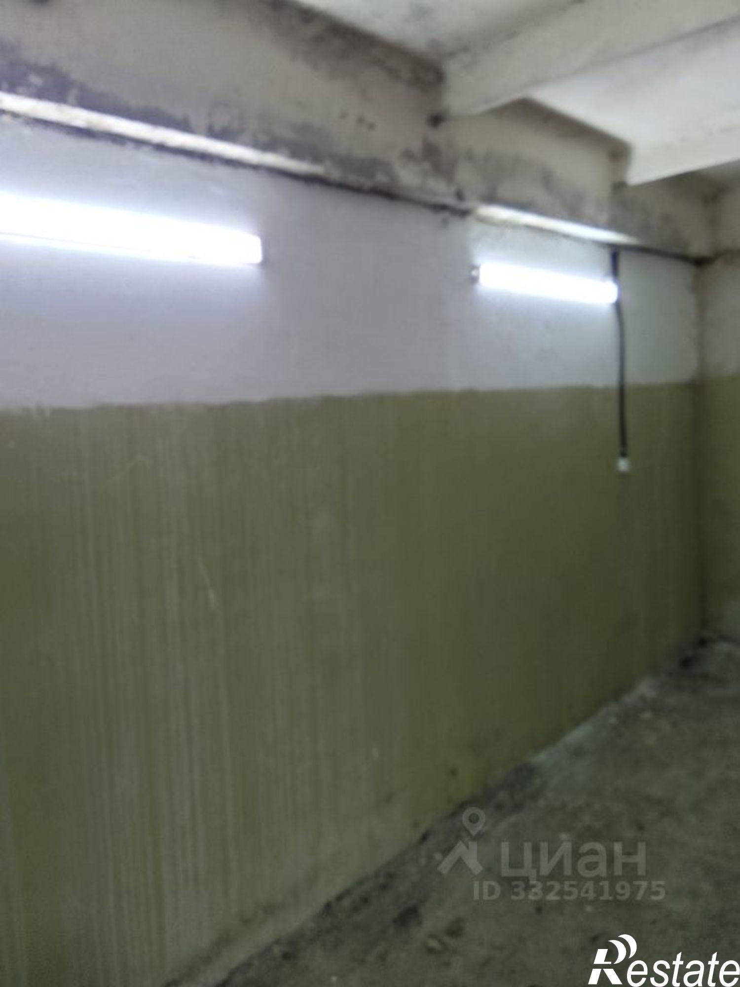 Сдать гараж, место в паркинге за 8 001 рублей на ул Вольская, 2Д