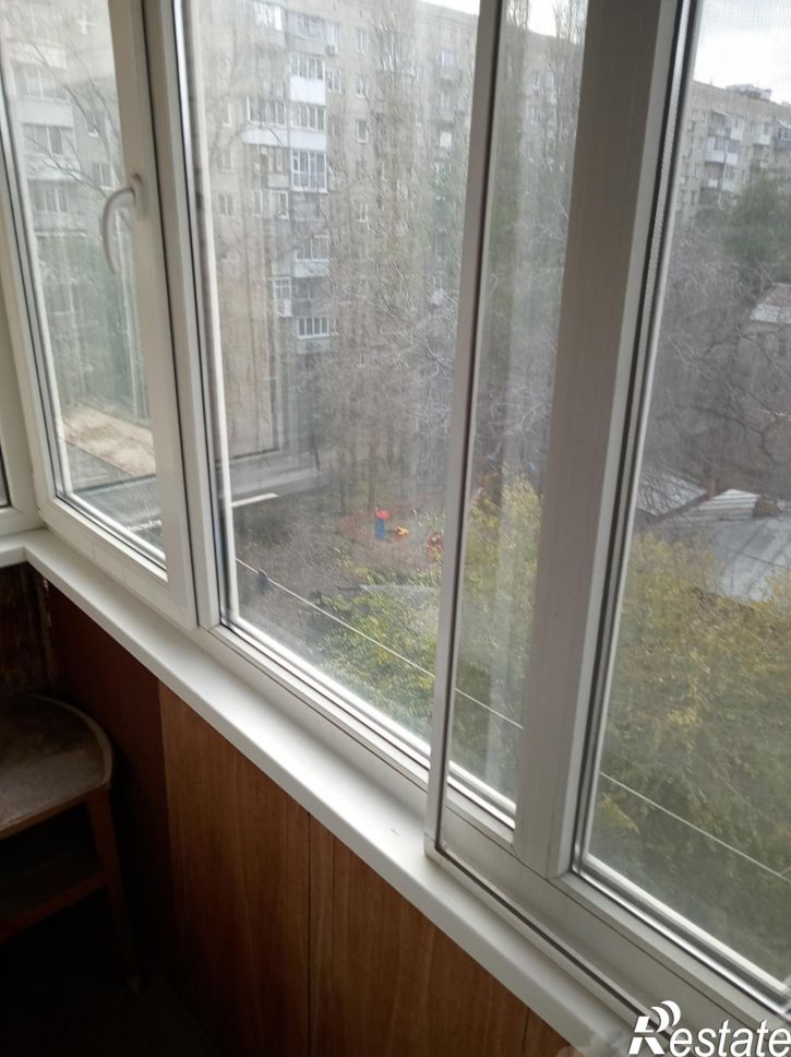 1-комн квартира кутякова, 63