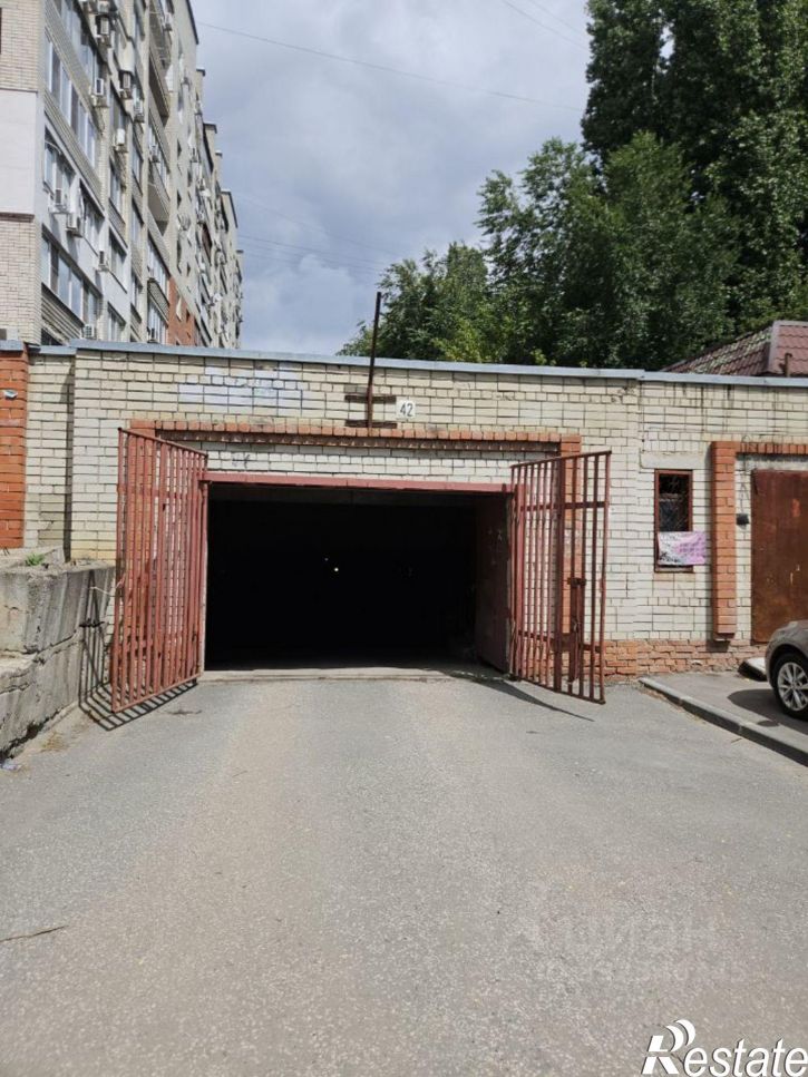 Гараж/парковка ул 2-я Садовая, 36/40,  д. 36/40
