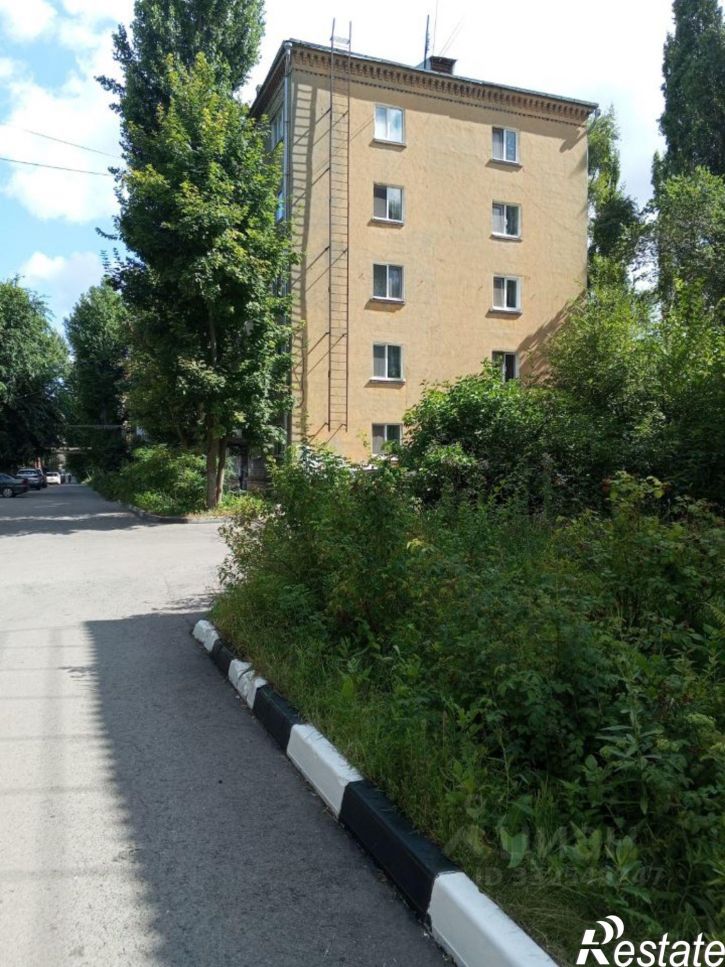 2-комн квартира пр-кт им 50 лет Октября, 138,  д. 138