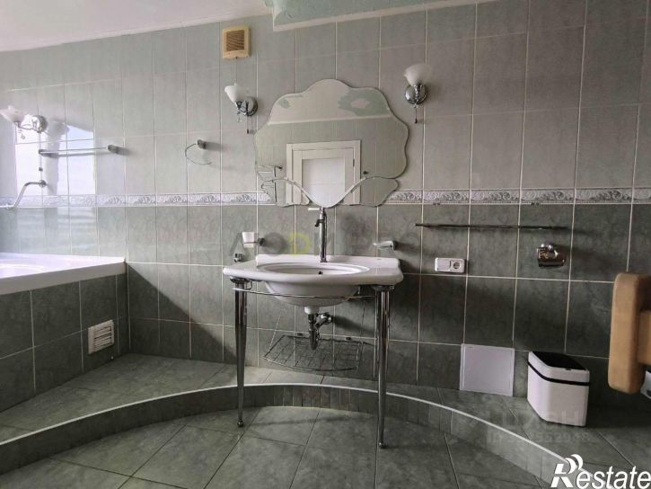 3-комн квартира Мирный пер, 17,  д. 17