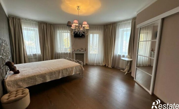 3-комн квартира ул им Мичурина И.В., 107,  д. 107