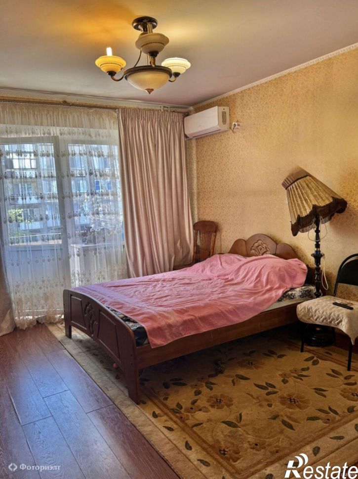 3-комн квартира Зарубина В.С. ул, 180/184