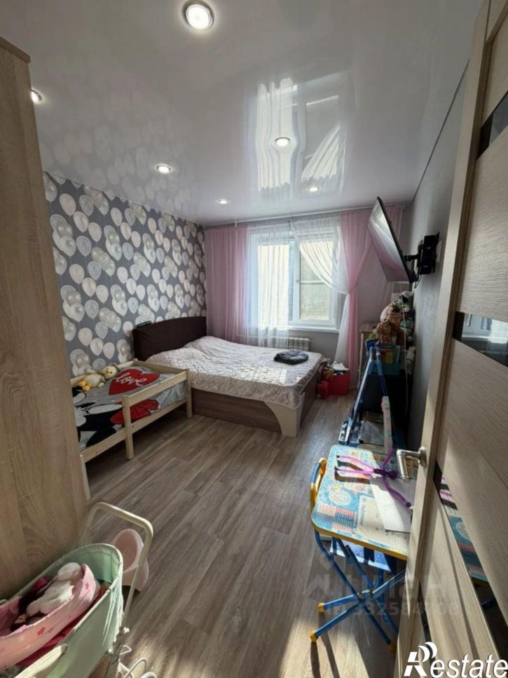 3-комн квартира пр-д 1-й Строителей, 4,  д. 4